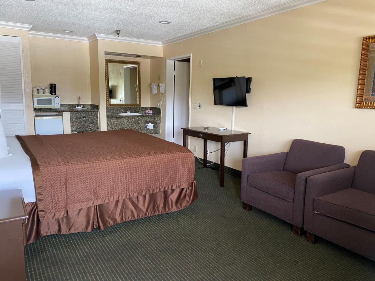 Travelodge By Wyndham Chatsworth Los Angeles Exteriér fotografie