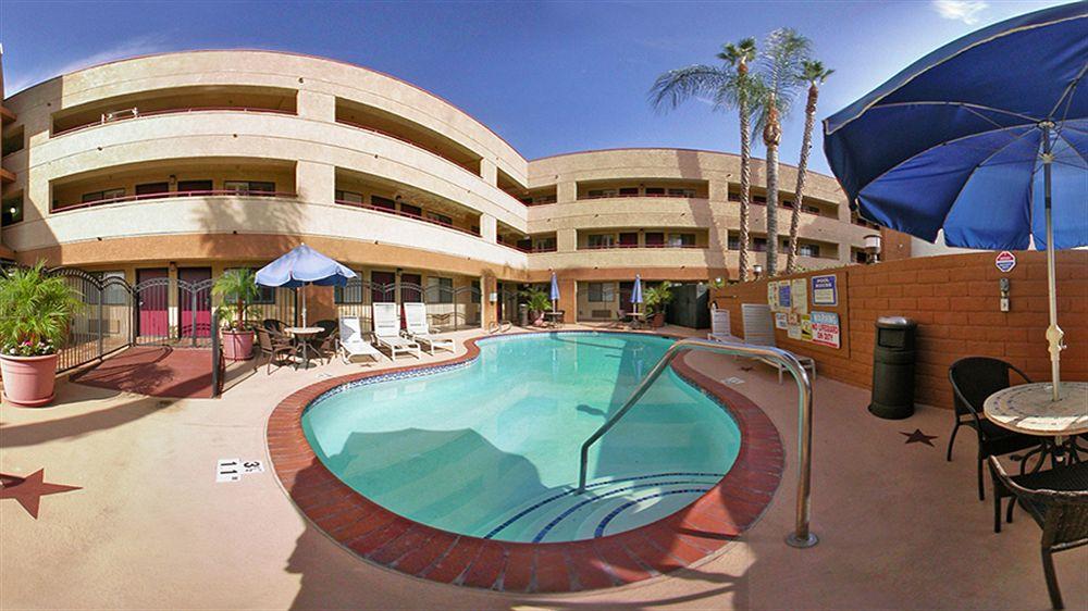 Travelodge By Wyndham Chatsworth Los Angeles Exteriér fotografie