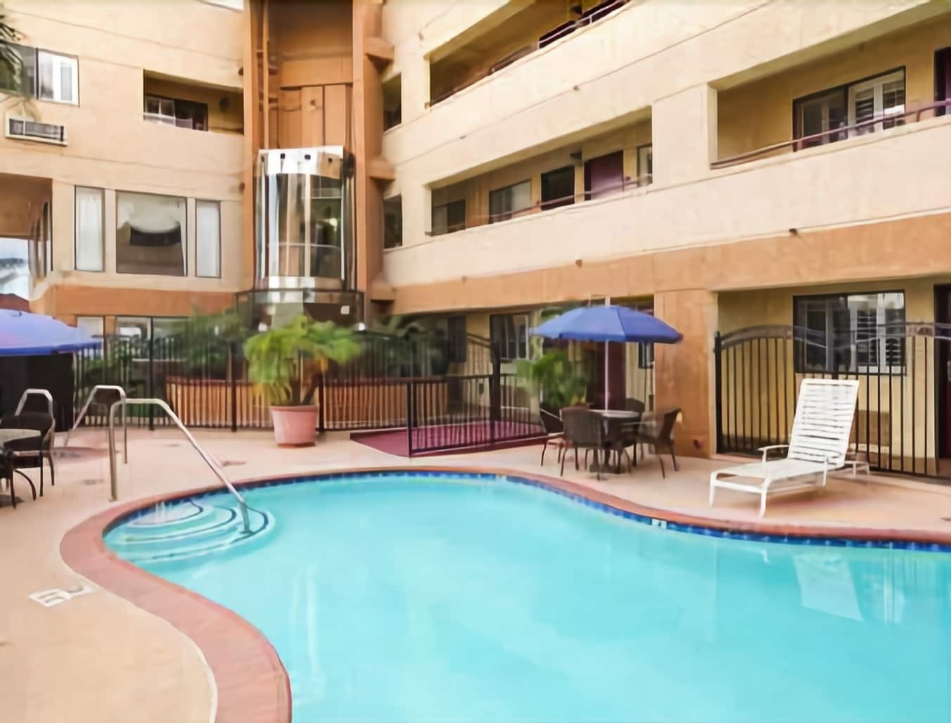 Travelodge By Wyndham Chatsworth Los Angeles Zařízení fotografie